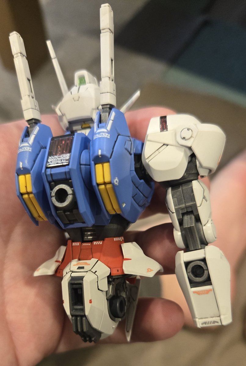 #フルメカニクス
#ガンダムエアリアル
今日は右腕を作成。
ゆっくりゆっくりと進めております。