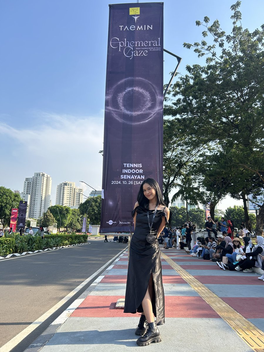 cosmicfezta's tweet photo. Taemin Ephemeral Gaze in Jakarta 🩵 https://t.co/U1zBcVsu49