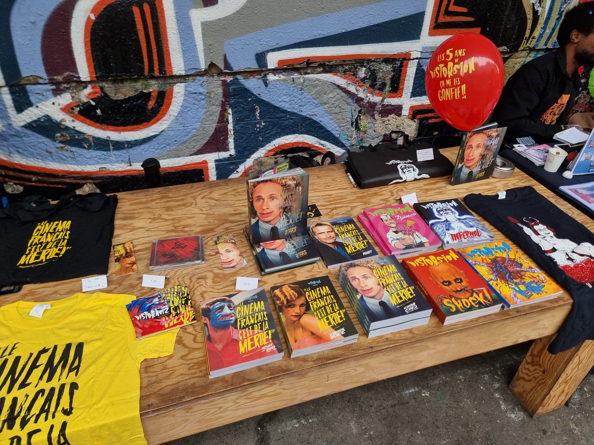 iciDistorsion's tweet photo. Get the DISTORSION MAGIC, right AUJOURD'HUI, au @FestivalBd6ne !
C'est en ce moment, @Lehasardludique, Paris ! https://t.co/Bzakq6hmeG