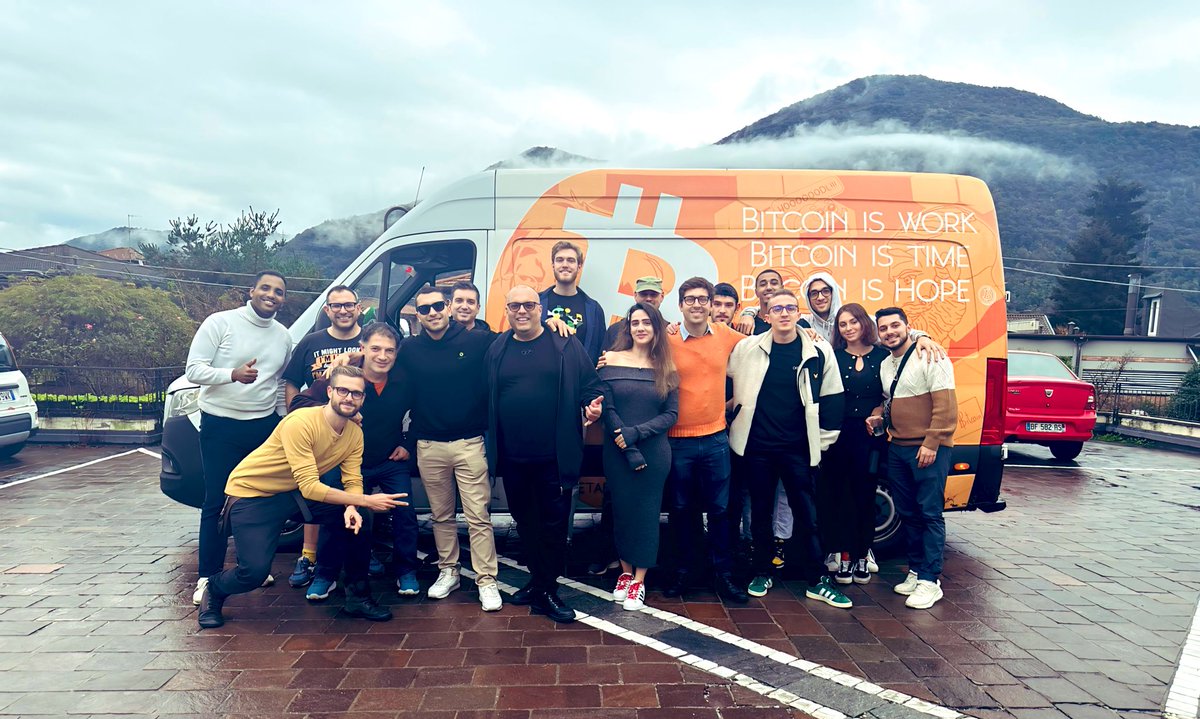 Rain or shine, the #Bitcoin revolution keeps rolling! Incredible day meeting fellow #bitcoin believers in financial freedom at #bitcoin hotel🧡