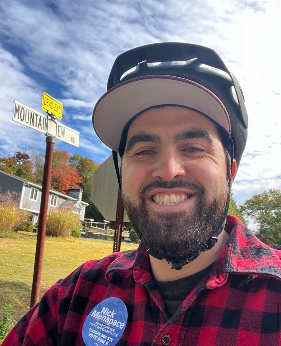 It’s crunch time, Connecticut! We’re out in our communities getting out the vote. Grab a friend and go #VoteEarly!! 🗳️💙🥳

#DemsDeliver #CTHouseDems #HouseDemocrats #CT #Connecticut #CTDemocrats #CTDems #GOTV