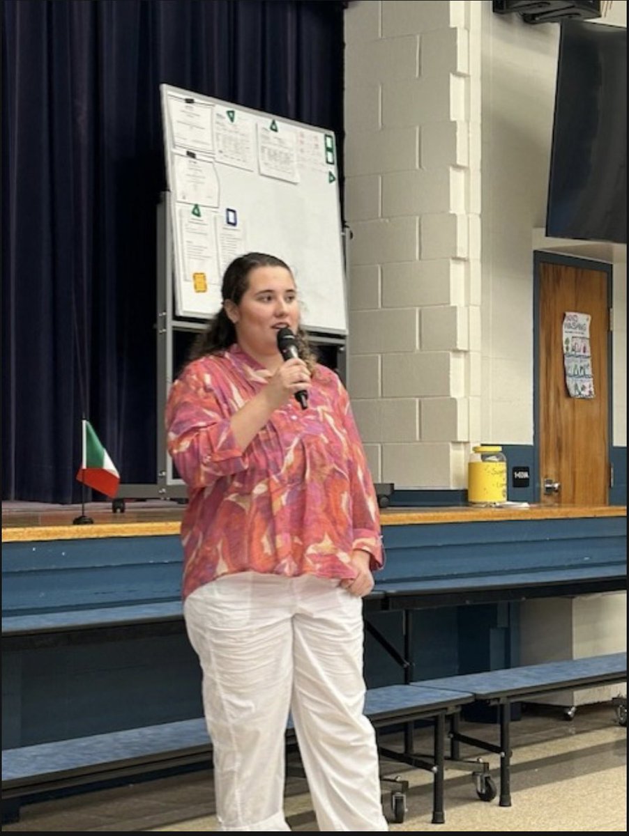 Thank you to all the families who participated in our Family ESOL Night event and made it a success. We look forward to next year's event. Please feel free to reach out to our amazing ESOL staff if you have any by questions that need translation.