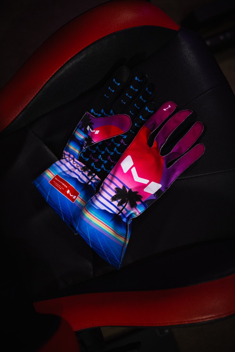 Safe to say that these go hard 🔥🌅 Thank you <a href="/Moradness/">Moradness</a> . 📷 by me. #Moradness #Simracing #Synthwave