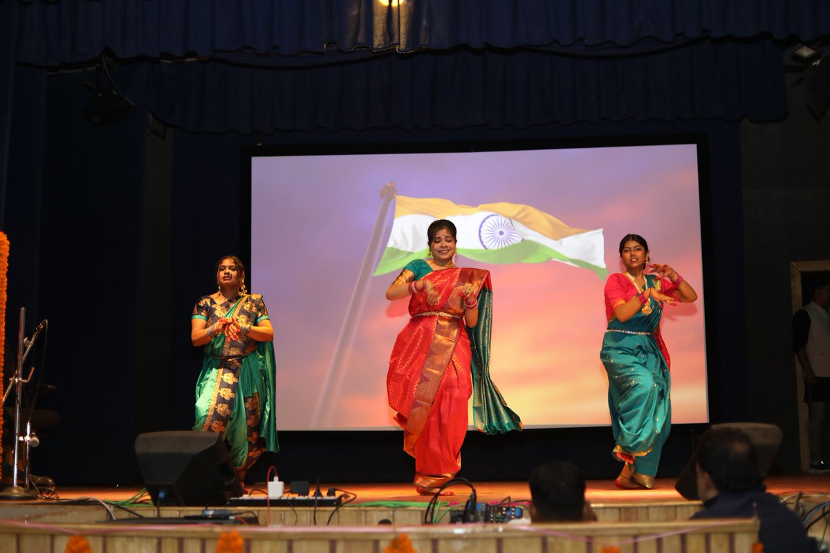 iassi_india's tweet image. The Cultural Show at #IASSI2024 was a vibrant celebration of state’s rich heritage! Traditional dances, soulful music, and beautiful expressions of culture made it an unforgettable evening. 
@Sachin_Chat @PrabhuSeeta @mariopezzini
#IASSIConference2024 #CulturalShow #Diversity