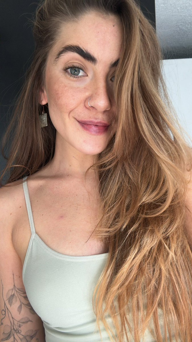 La Güera CejaPrieta tweet media