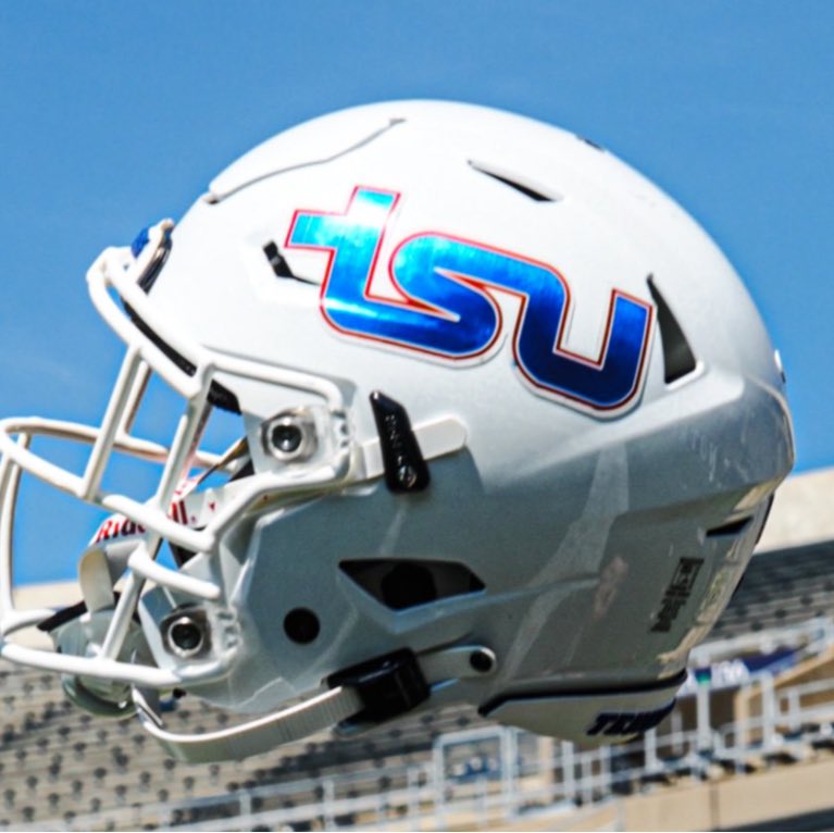 First Choice Recruiting (@fcrecruits) on Twitter photo LETS DISCUSS RECRUITING 🏭
D1 FCS LEVEL
C/o 25 & 26 If You Are Interested In Being Recruited By Tennessee State University l ( <a href="/TSUTigersFB/">Tennessee State Football</a> ) Please comment film, Retweet & send over transcripts. We Are Sending Over Playmakers For Evaluation. 🎥🎥 LETS DISCUSS RECRUITING 🏭
D1 FCS LEVEL
C/o 25 & 26 If You Are Interested In Being Recruited By Tennessee State University l ( <a href="/TSUTigersFB/">Tennessee State Football</a> ) Please comment film, Retweet & send over transcripts. We Are Sending Over Playmakers For Evaluation. 🎥🎥