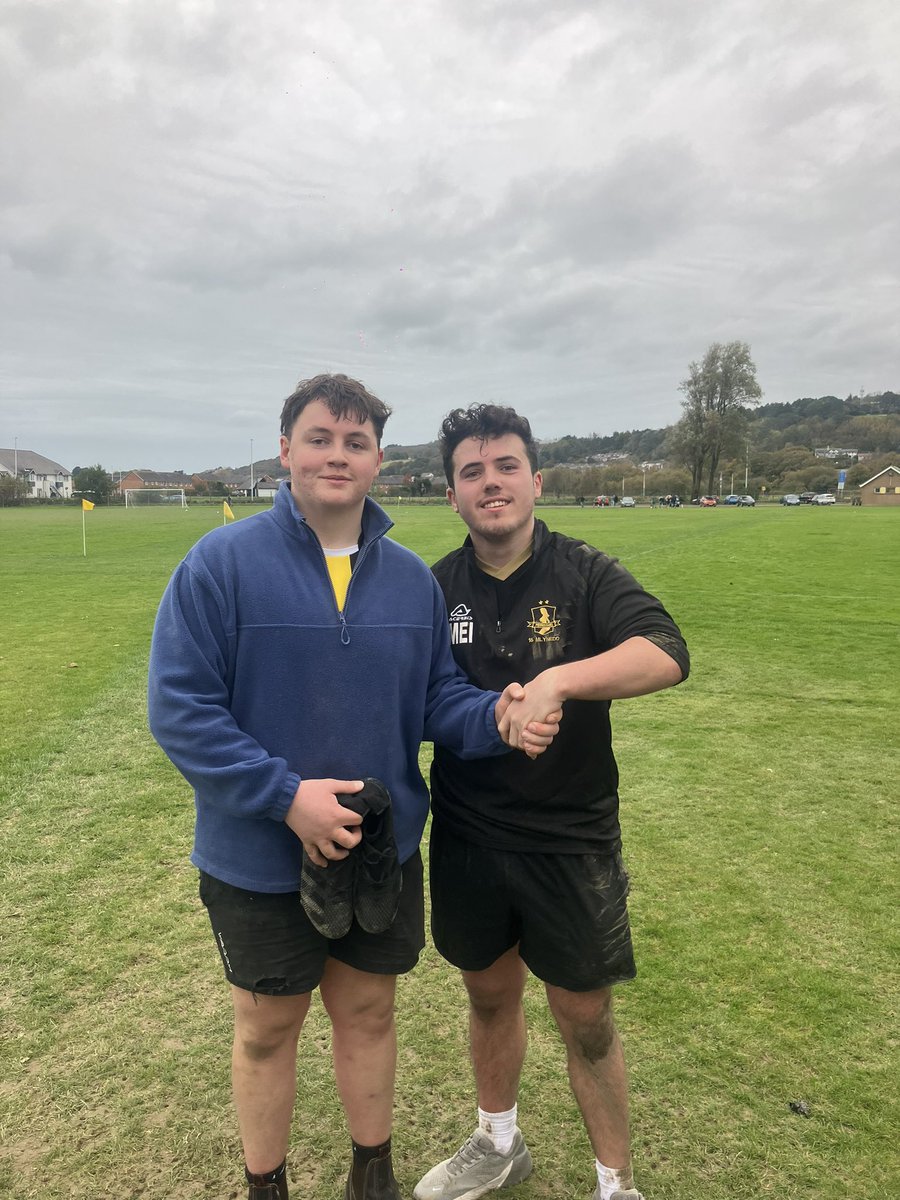 Am gem! Dim oranges gan Tomi heddiw wedi golygu ail colled i’r Sêr mewn gem agos iawn! Ond prif stori gem oedd un o’r hogia WHB bwgwth rhoid cweir i Oshi P yn y car park arol gem!  
MOTM mnd i Ioan Blonde a shoutout i Owen Owen a Sion Mei ar ei debut ddau amlwg di dechra eu diet!