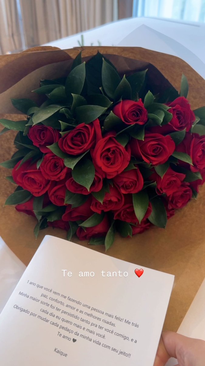 juliette's tweet photo. 1 ano de namoro + 8 meses de teste drive. Te amo tanto, Boyzinho ❤️ https://t.co/YBAqIVGDt2