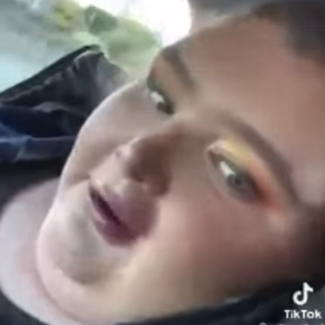 Doris from Watford (@doris_from) on Twitter photo 