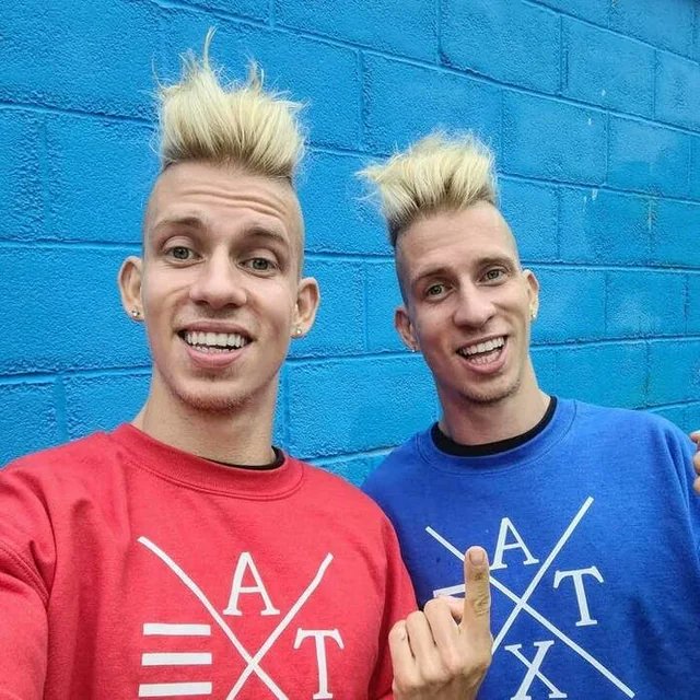 Doublewide tweet media