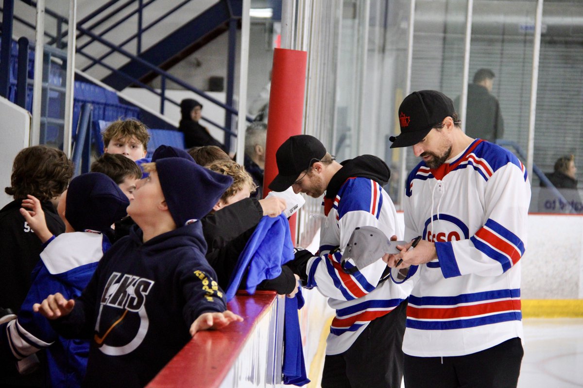 GTHL Hockey (@gthlhockey) on Twitter photo A star-studded Sunday at #EssoGTHLPuckDrop Weekend 🤩
<a href="/CarltonTheBear/">CarltonTheBear</a> | <a href="/16DarcyTucker/">Darcy Tucker</a> | <a href="/CarloColaiacovo/">Carlo Colaiacovo</a> | <a href="/HeyBarber/">Pavel Barber</a> | <a href="/howtohockey/">Coach Jeremy - How To Hockey</a> A star-studded Sunday at #EssoGTHLPuckDrop Weekend 🤩
<a href="/CarltonTheBear/">CarltonTheBear</a> | <a href="/16DarcyTucker/">Darcy Tucker</a> | <a href="/CarloColaiacovo/">Carlo Colaiacovo</a> | <a href="/HeyBarber/">Pavel Barber</a> | <a href="/howtohockey/">Coach Jeremy - How To Hockey</a>