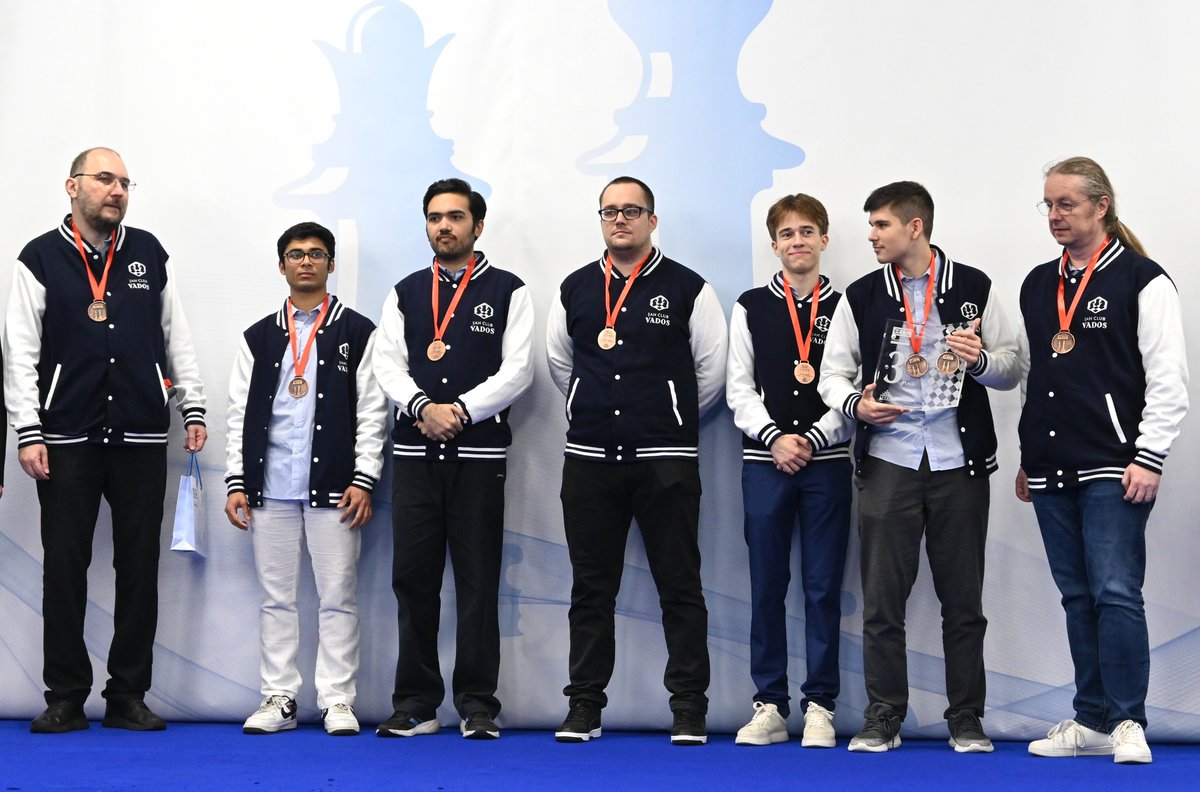 Romanian Chess Federation (@frsahro) on Twitter photo Congratulations to SuperChess girls and Vados Arad for winning the bronze medals at the #EuropeanChessClubCup!
<a href="/ECUonline/">European Chess Union</a> @superbetfo28938 Congratulations to SuperChess girls and Vados Arad for winning the bronze medals at the #EuropeanChessClubCup!
<a href="/ECUonline/">European Chess Union</a> @superbetfo28938