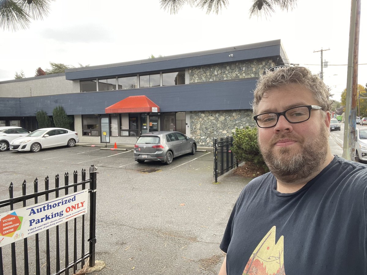 davidheaton38's tweet photo. So it took seven years, but I finally completed my @loadingreadyrun pilgrimage to Victoria https://t.co/Ji88I4x37j