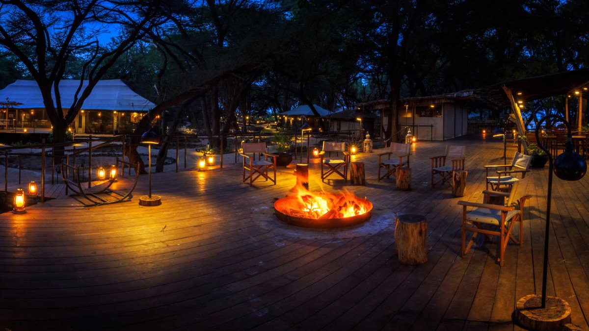 KenyaGeographic's tweet photo. Your Soroi Larsens Camp Fly-In Safari begins the moment you board the plane in Nairobi, whisked away to Samburu, where untamed beauty reigns.
https://t.co/ZENeHWrbli
____________________
#FlyInSafari #TembeaKenya #MagicalKenya #KOT #WhyILoveKenya #TravelKE #KenyaGeographic https://t.co/TX7W5d3Ih8