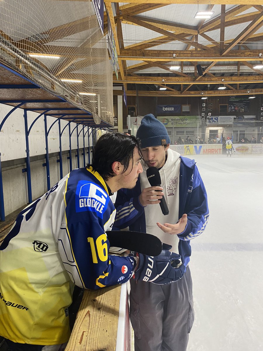 thomedi1860's tweet photo. Viel Liebe für mein Buam,er macht des echt guad #spradeTV #eishockey #bayernliga https://t.co/TwQOW3C3Fs