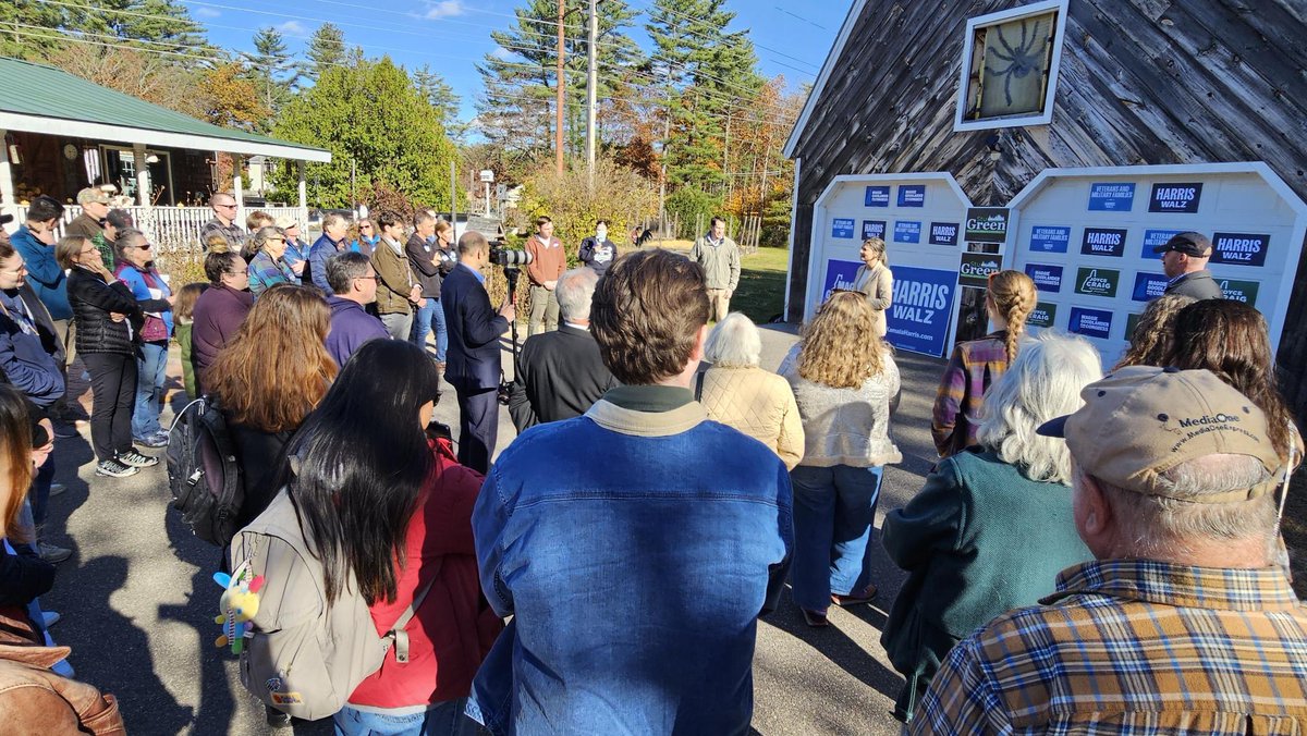 Maggie Goodlander tweet media