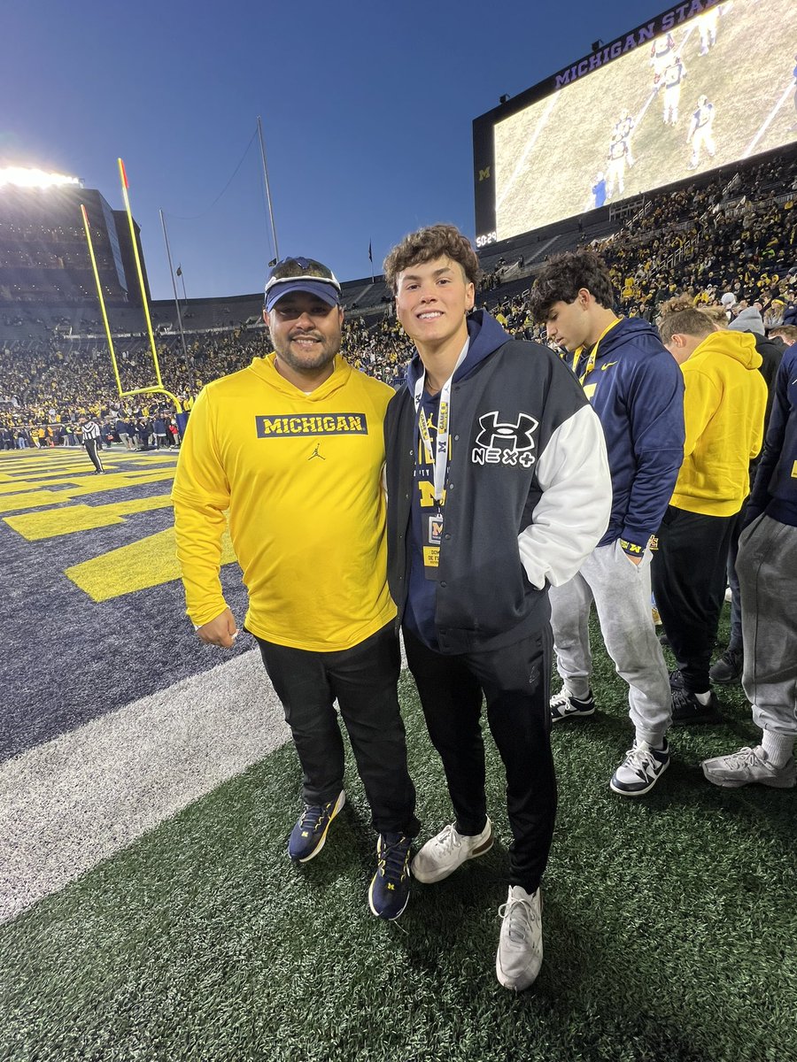 Blessed to have the opportunity to visit Michigan University yesterday!! Definitely an atmosphere I can see myself playing in and they got the win! Go Blue 🔵🟡 Great to see my boy Jo ball out too💯 <a href="/joziahedmond4/">Jo’Ziah Edmond (JoJo)</a> <a href="/JTBrown721/">J.B. Brown</a> <a href="/JackTurnerFB/">Jack Turner</a> <a href="/NWHS_Football/">NorthWood Football</a> <a href="/CodyVincent/">Cody Vincent</a>