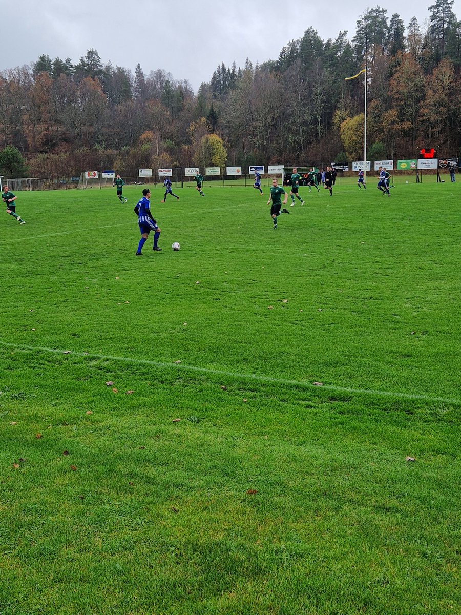 CHOL1904's tweet photo. Hyssna IF/Kinnahult IF-IFK Trollhättan 4-1 på Horndalsvallen. Kval till Division 5 och hemmalaget går i och med segern upp till femman nästa säsong. #groundhoppping https://t.co/B6ozFrJov2