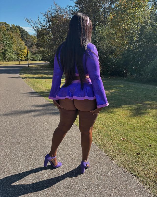 Chocobooty__'s tweet photo. All this 🍑 should be illegal #linkinbio ⬅️ 4 more 🍑 https://t.co/JiQ8jO4rZm