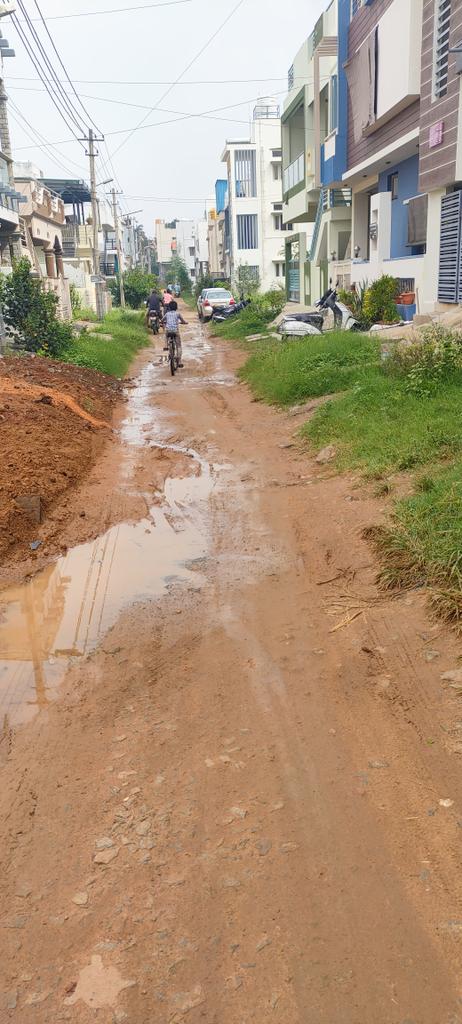 Siddaraaj1's tweet photo. @CEOMANDYA  this road is nalvadi badavane..we have been suffering every day due to this condition of road, we submission to CEO of mandya, please notice this and make good road, it's help to pregnant women, and senior citizens. https://t.co/eIsW4aOibb