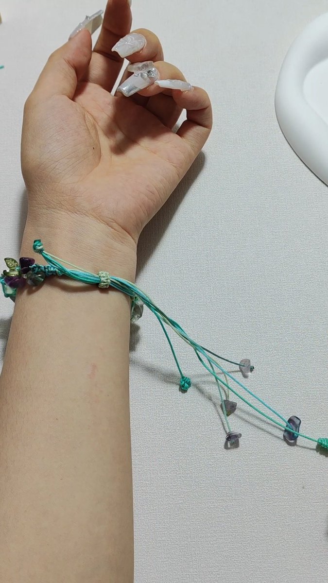 DiyourCrafts's tweet photo. Just made a Green fluorite stone bracelet inspired by the nature.
What would you name it ?

#DIY #jewely #bracelet  #handmade https://t.co/2Qna8a9mU4