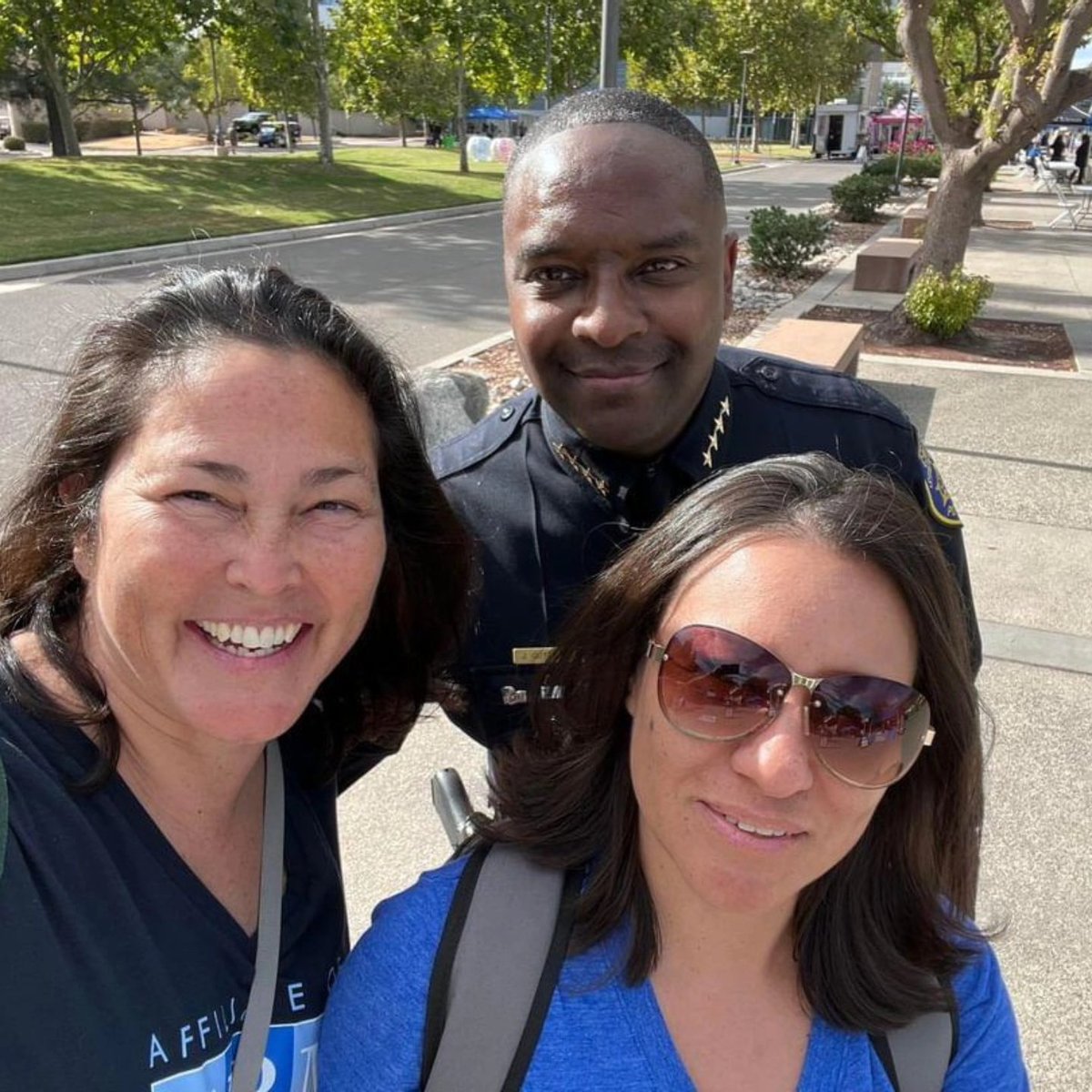 guttierez_john's tweet image. #Homecoming: I had a fantastic time yesterday evening, welcoming all our students to campus for Homecoming along welcoming all the potential students that came out for Preview Day at CSUSB! #RelationalPolicing #ChooseCSUSB #StudentsFirst