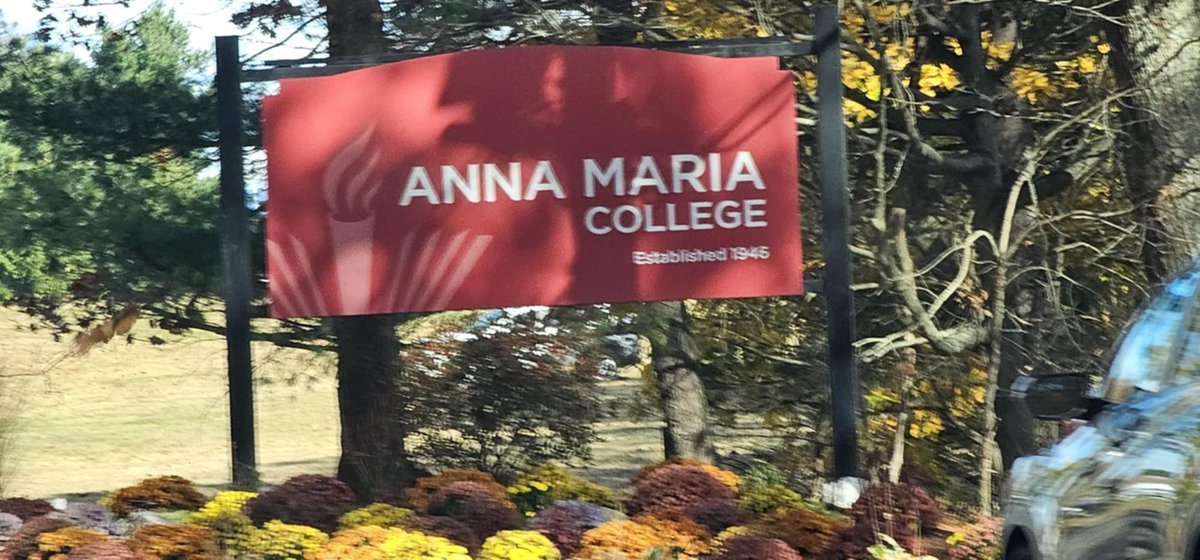 Thebig_56's tweet photo. Had an amazing GameDay visit at @goannamaria great conversion with Coach McCuin and was able to watch them pull out a win. I look forward to what the future has in store and I am incredibly grateful for the opportunity. @coachmccuin https://t.co/oBmDMrwbER