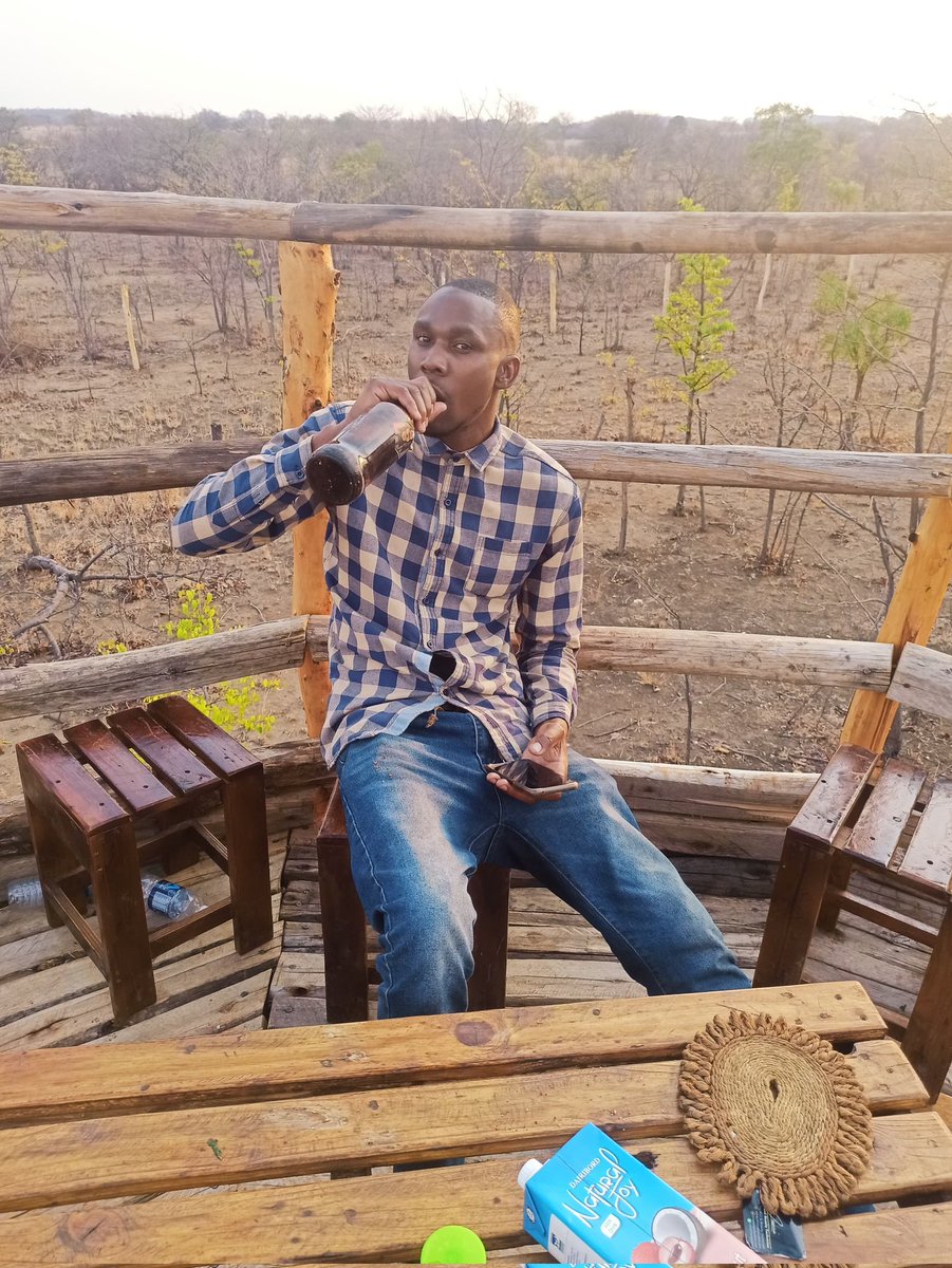 tinazeeZW1's tweet image. Hameno chinonzi chiyi, tikumwira hwahwa tiri mumuti kwa Terry