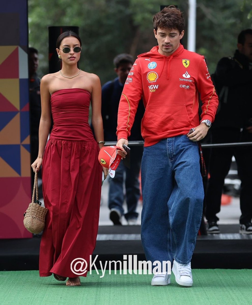 leclercsletters's tweet photo. CHARLES &amp; ALEXANDRA, red for race day https://t.co/60dHmSqeXG
