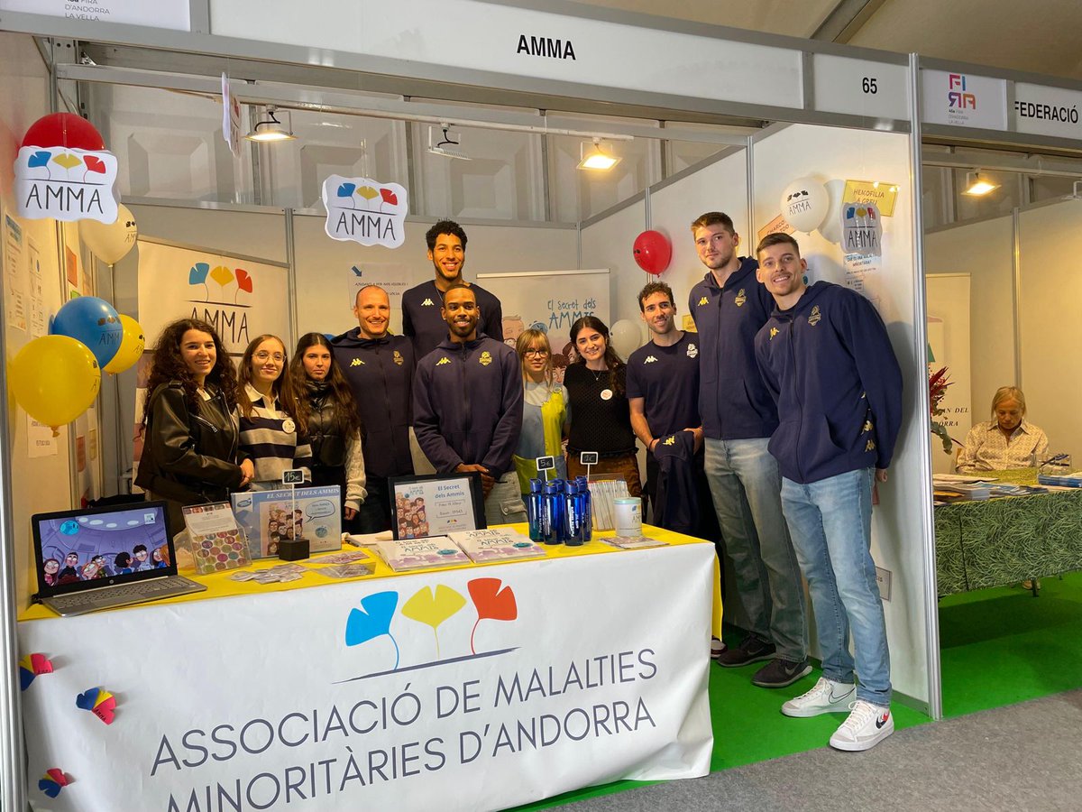 AMMA (@amma_andorra) on Twitter photo Gràcies <a href="/morabancandorra/">MoraBanc Andorra</a> per visitar-nos a la Fira d'Andorra La Vella. Equipàs dins i fora de la pista ! #MaiPor #ForaLímits #SomVisibles Gràcies <a href="/morabancandorra/">MoraBanc Andorra</a> per visitar-nos a la Fira d'Andorra La Vella. Equipàs dins i fora de la pista ! #MaiPor #ForaLímits #SomVisibles