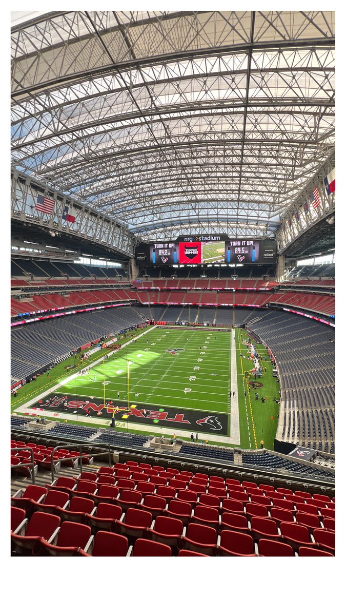 Crown Bar Sec 545, look me up.  
#Texans