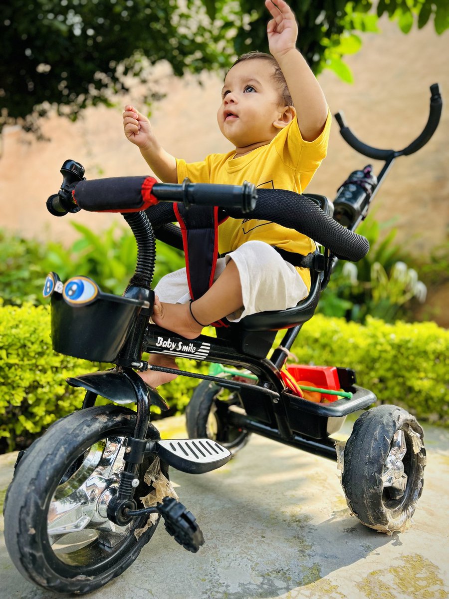 hashtag_makhan's tweet image. My son may be little, but he's already got a big heart. Proud dad every day. #littlechamp