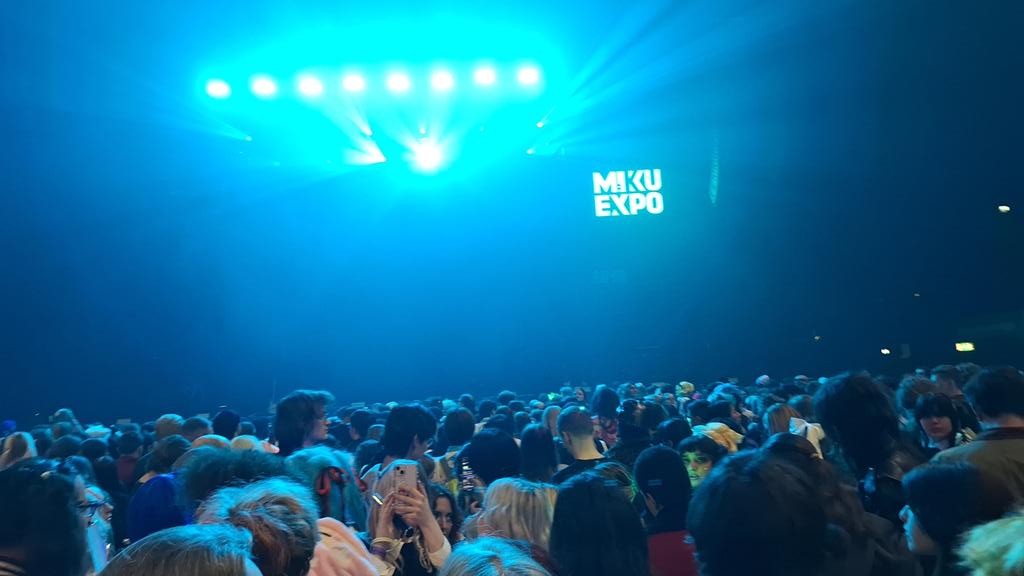 PickAndNyx's tweet photo. Miku Expo was pretty cool, had such a good time!!
🩵💛🧡🩷💙♥️ https://t.co/cCmNuJldUL