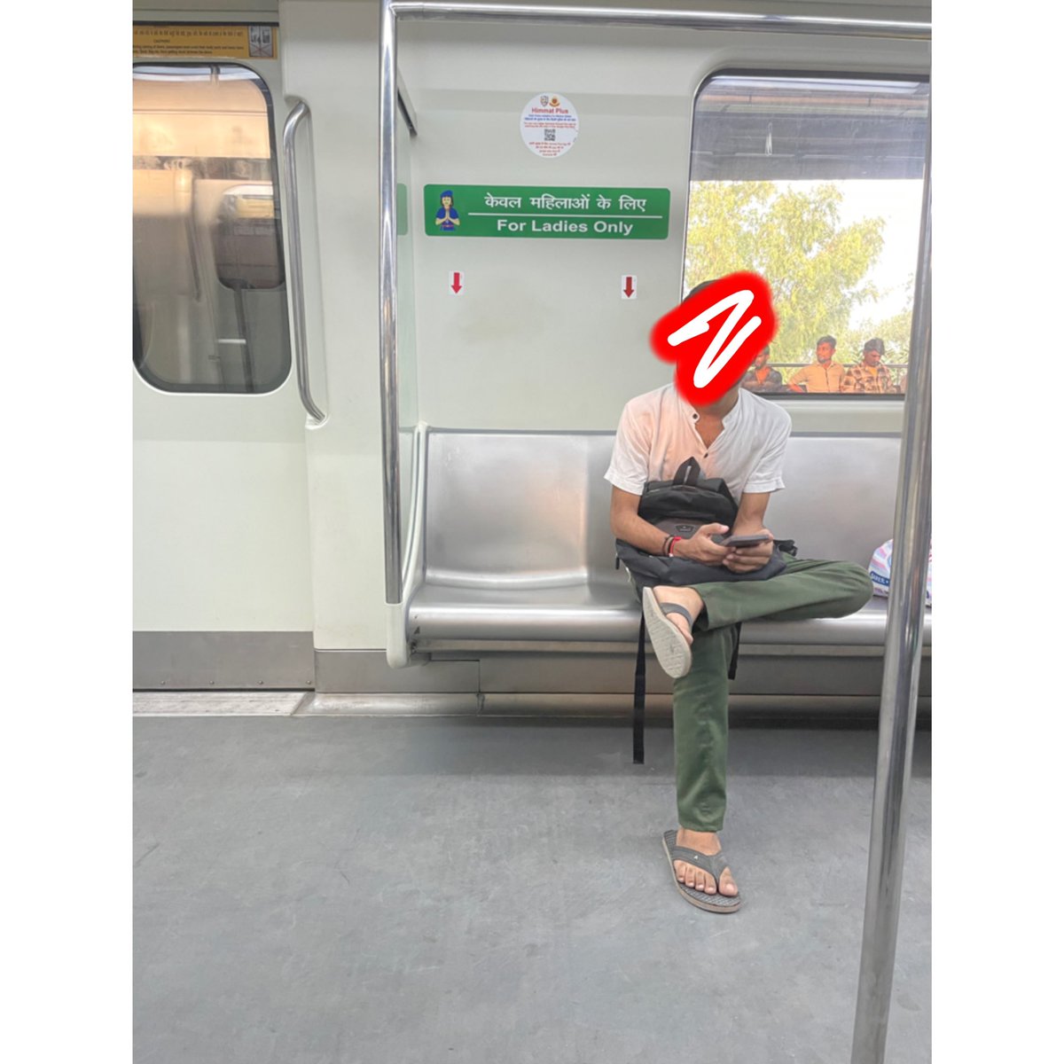Delhi Metro 

Seats ONLY for women

#delhi 

What is UP? 
Are the men not reading sign? 
Do they like the women OnLY seats?