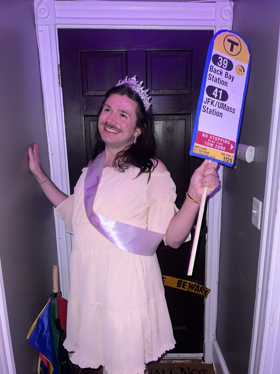 ThatcherHater's tweet image. i hate gay halloween what do you mean you're "Miss The Bus"