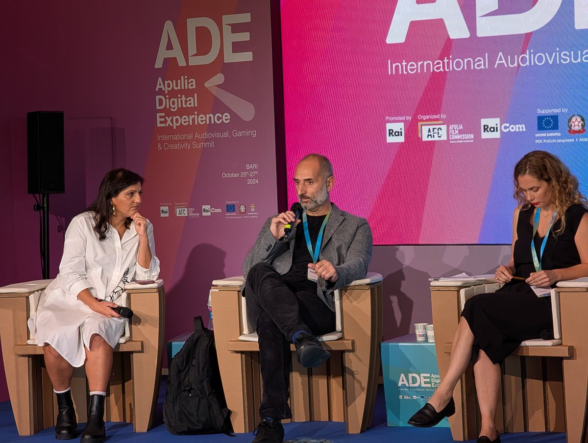 FabioBelsanti's tweet photo. From moderator to guest, on the third day of the second edition of ADE (Apulia Digital Experience).

#ApuliaDigitalExperience #ADE2024 #AgeOfGames #VideogamesAndCulture #HighCulture #Ludus #GameCulture #DigitalExperience #ApuliaFilmCommission https://t.co/XJn5iVlQik