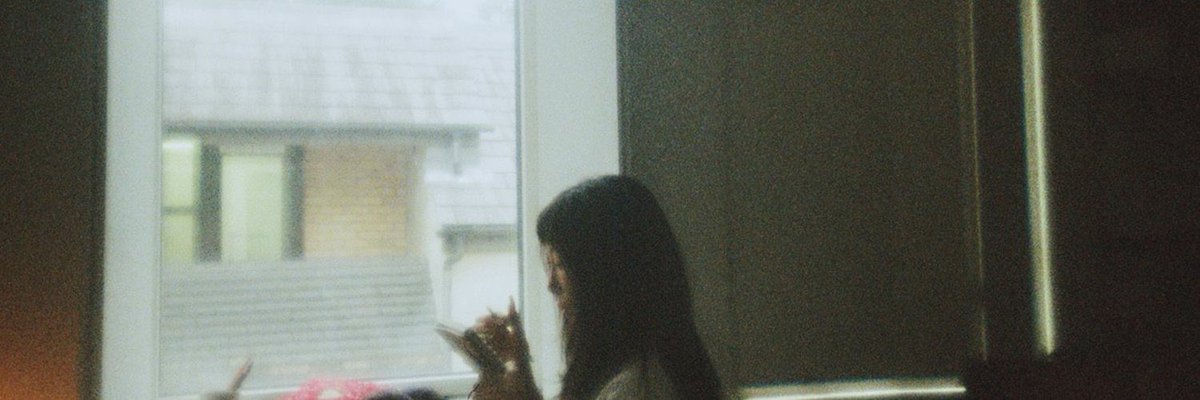 309KTYSS's tweet photo. TAEYEON Official changed their Header and Profile Picture for Taeyeon's 6th Mini Album 〖Letter To Myself〗 💌

🎧 Nov 18 @ 6PM KST

#태연 @TAEYEONsmtown 
#LetterToMyself #TAEYEONLetterToMyself 🖤 https://t.co/sLQE5tF6Dy