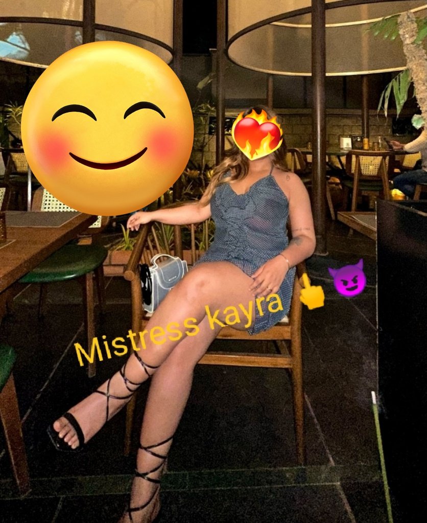 KayraMistr39652's tweet photo. Anyone Worship 👅 my Boobs ping me piggies 🐷🖕🤬 https://t.co/0FwLZXDlZz