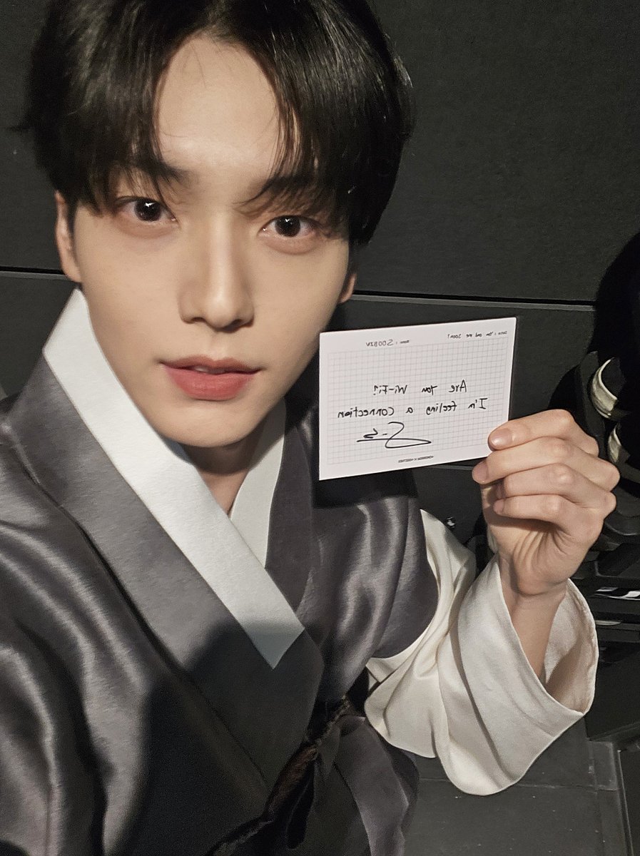 TXT_bighit's tweet photo. 💌✨ The Final Reveal: TXT’s Special Letters to MOA!
Here's your answer MOA📸💖

Get your signed postcard versions NOW, only on the official TXT store!
👉 https://t.co/wzx71kgSrO

#투모로우바이투게더 #TOMORROW_X_TOGETHER #TXT
#TheStarChapter #SANCTUARY https://t.co/lr58b8WZ0r