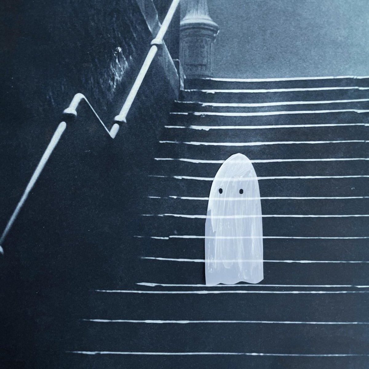 Eadeeva's tweet image. Los fantasmas de Oliver Jeffers