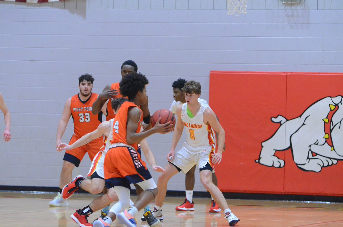 GoochlandBBall's tweet photo. Happyy birthday to alumnus Kyle Goff (2021)! Have a terrific day.
@KbgSwag https://t.co/JCSa1rhsPZ