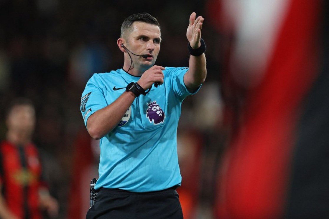 AbsoluteBruno's tweet image. Interact if Michael Oliver is the worst ref in the world