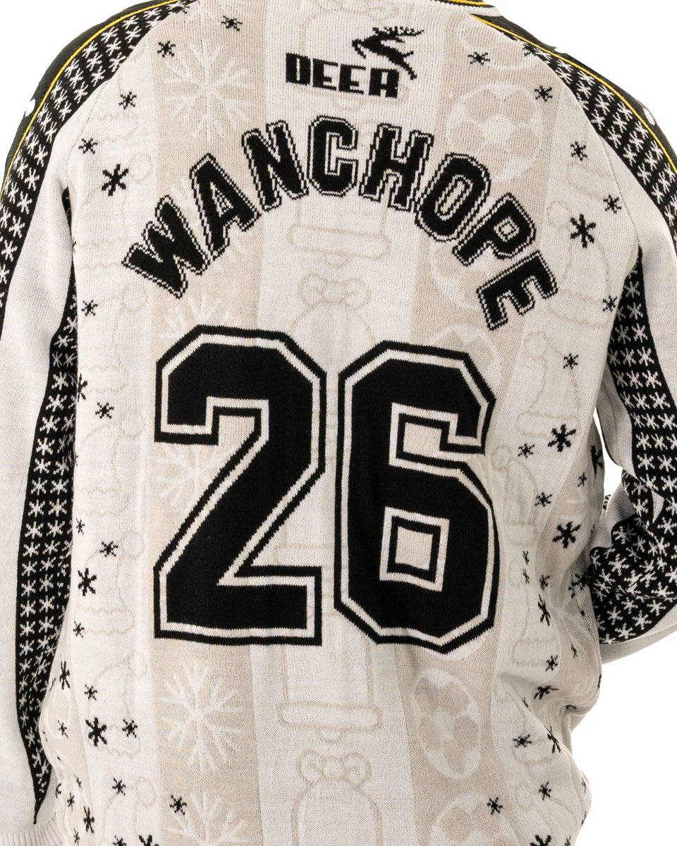 🎅🎄🎁⛄

The next design for our new Christmas jumpers...

We have our Deer-by jumper!

Dropping at 1pm (UK Time) on Monday.