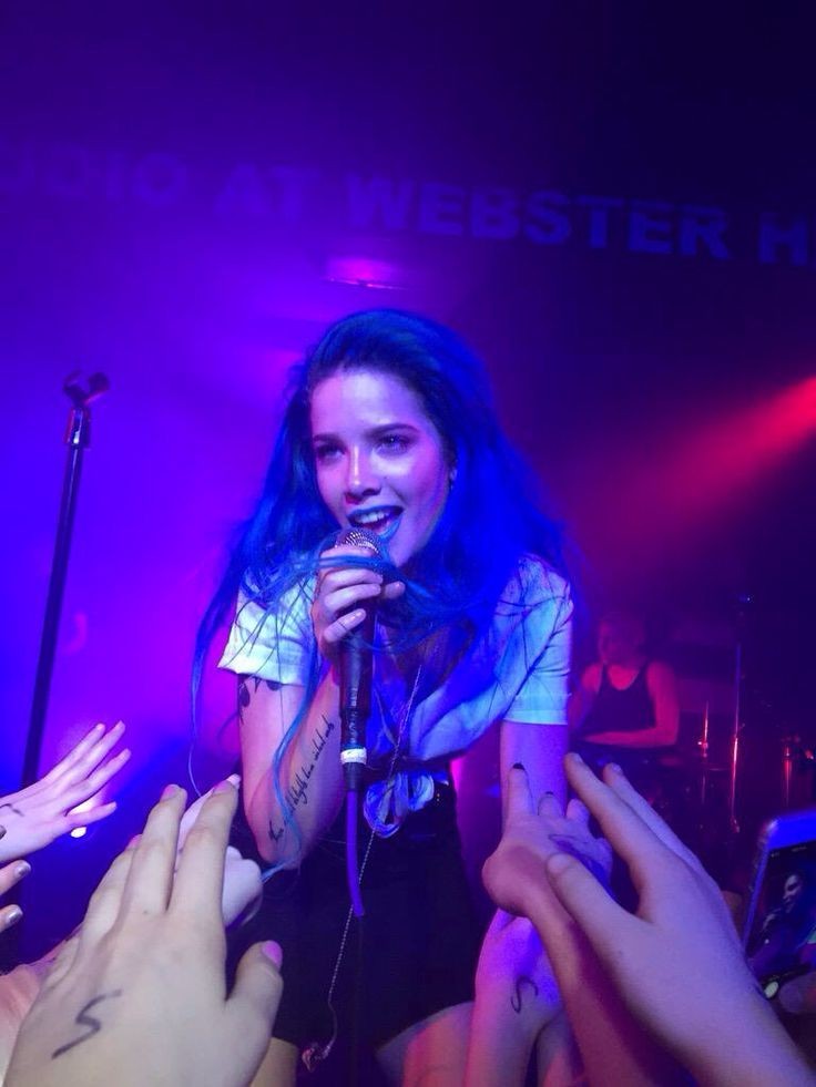safetaysey's tweet photo. ten years of Room 93 💙 Reply/Quote with your favorite song from the EP #10yearsOfHalsey https://t.co/ezaNdgBXZY