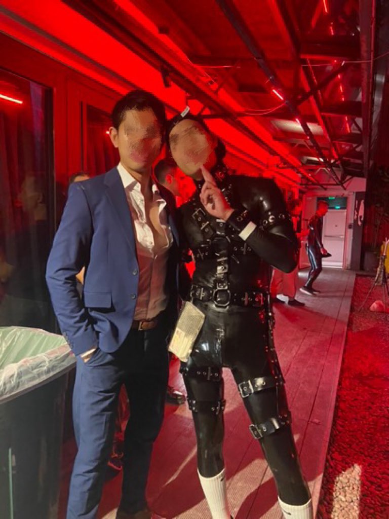 ⭐️Fusion Taiwan⭐️
I had a great time so perfect night 👍🏻
感謝來找我聊天拍照的❤️
今年射膠能量以歸零
大家明年見了～