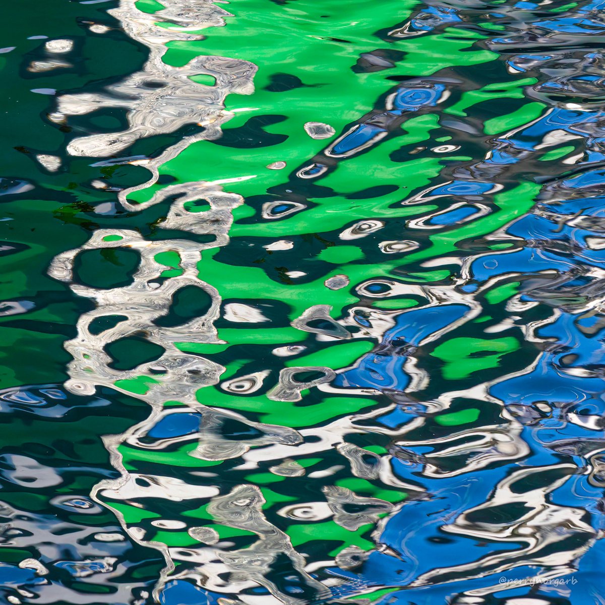 PerryNorgarb's tweet photo. @DMiller52325459 A rare calm day to make these shots possible..
Many more to see here..
https://t.co/6xOZ0v8Cgf https://t.co/cfbpHPFmWw
