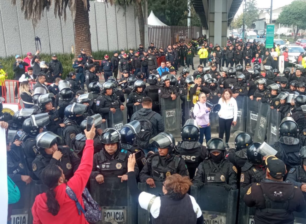 DonPerIgnnon's tweet photo. “Primero vinieron por los socialistas, y yo no dije nada, porque yo no era socialista.
Luego vinieron por los sindicalistas, y yo no dije nada, porque yo no era sindicalista.
Luego vinieron por los judíos, y yo no dije nada porque yo no era judío.
Luego vinieron por mí, y no quedó nadie para hablar por mí”

Martin Niemöller

Hoy son ellas, pronto seremos todos.