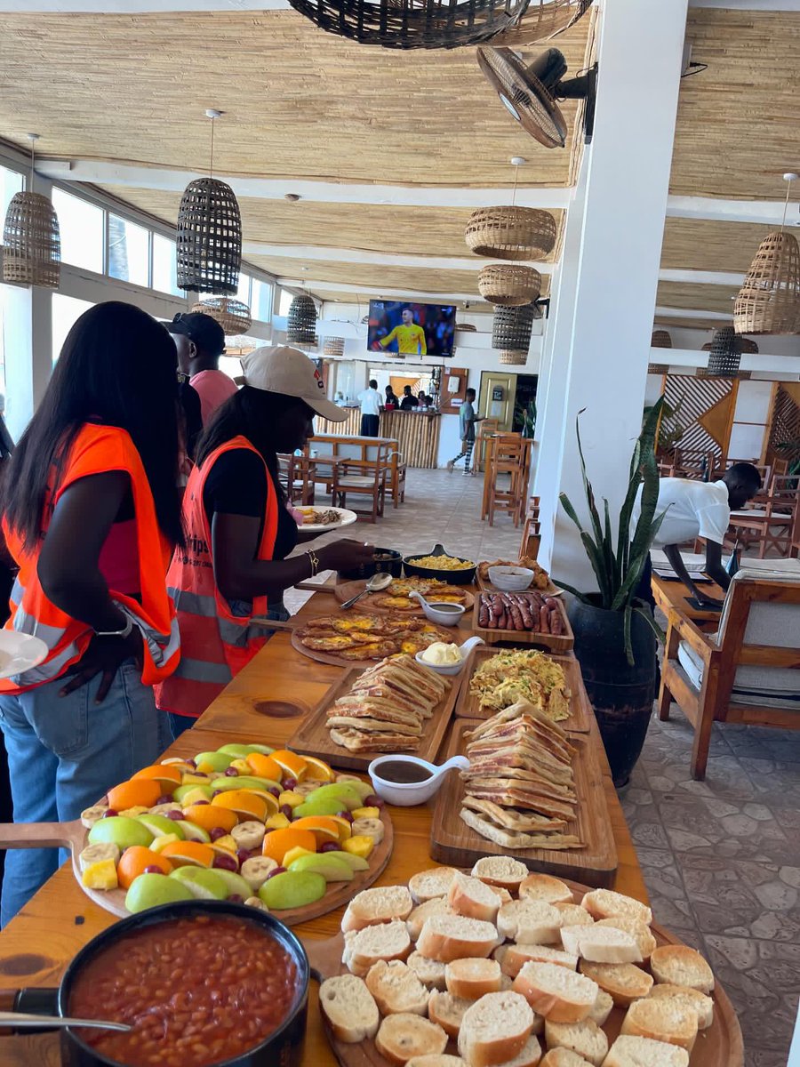 Together we fight breast cancer! 💪🏾💕🌸