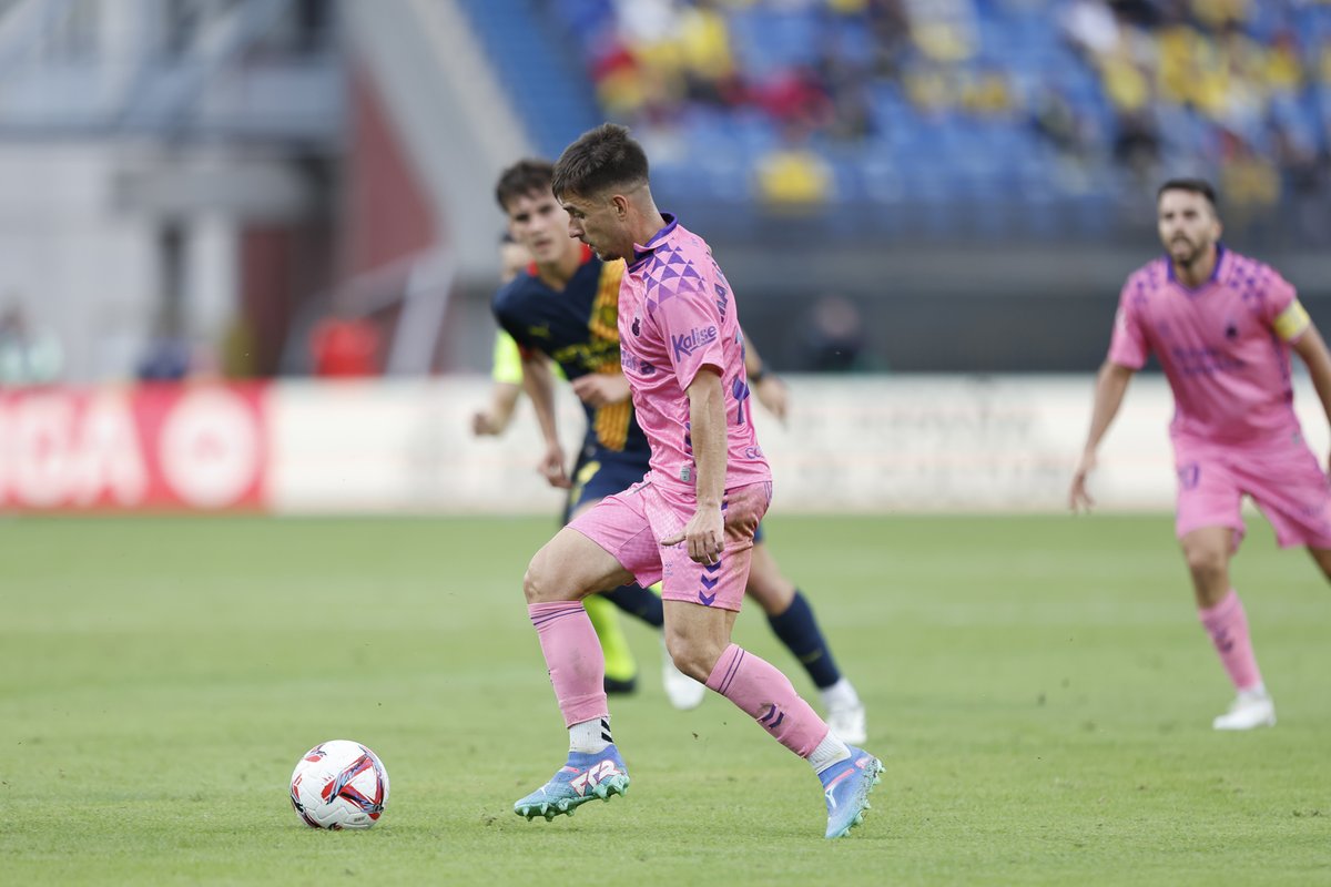 💛💙 <a href="/MFuster10/">M. Fuster</a>

#LasPalmasGirona
#75AniversarioUD #PíoPío #LaUniónDePorVida #LaUniónHaceLasPalmas