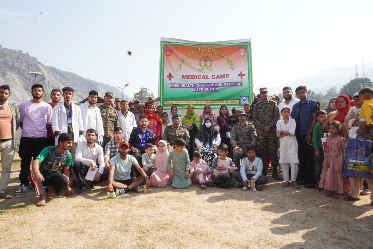 Teamhamdard's tweet photo. Successfully conducted a medical camp at Maitra Park, Ramban, with the support of the Indian Army and AYUSH Department Ramban. Heartfelt thanks to everyone involved for making this initiative a success!
#AyushmanBharat #IndianArmy #medicalcamp 
@dcramban @DIPRRambandic @qalbiji https://t.co/FieA2k0RUP